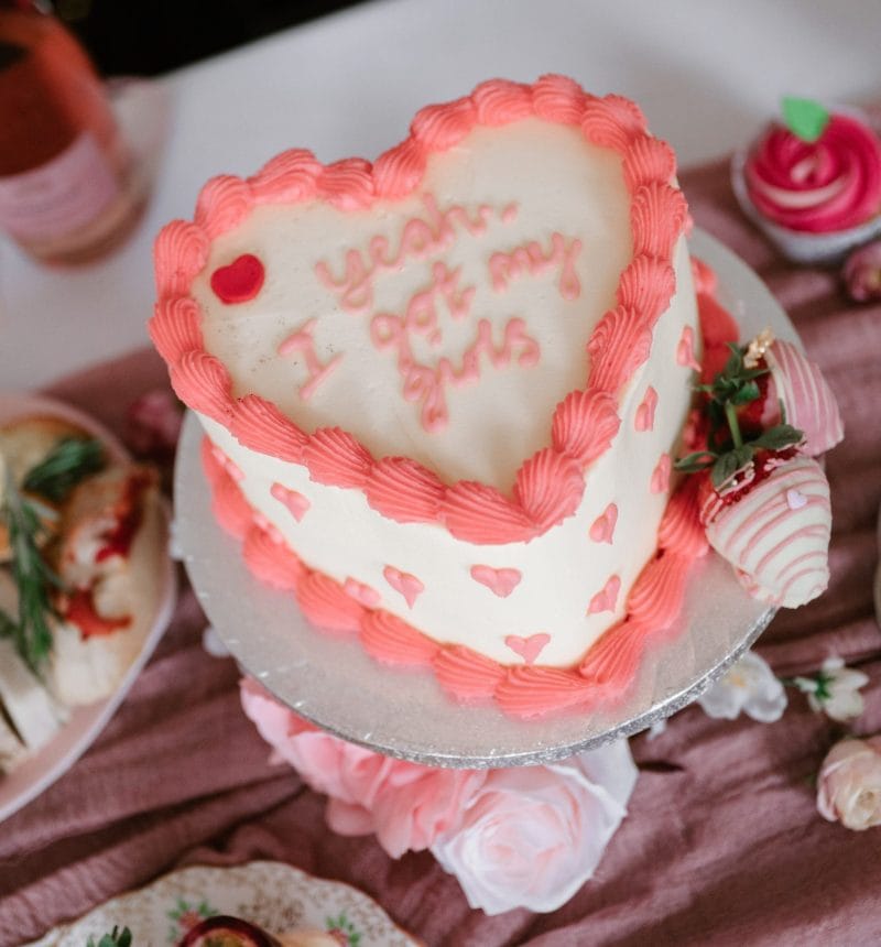 Valentines Heart Cake - Image 3