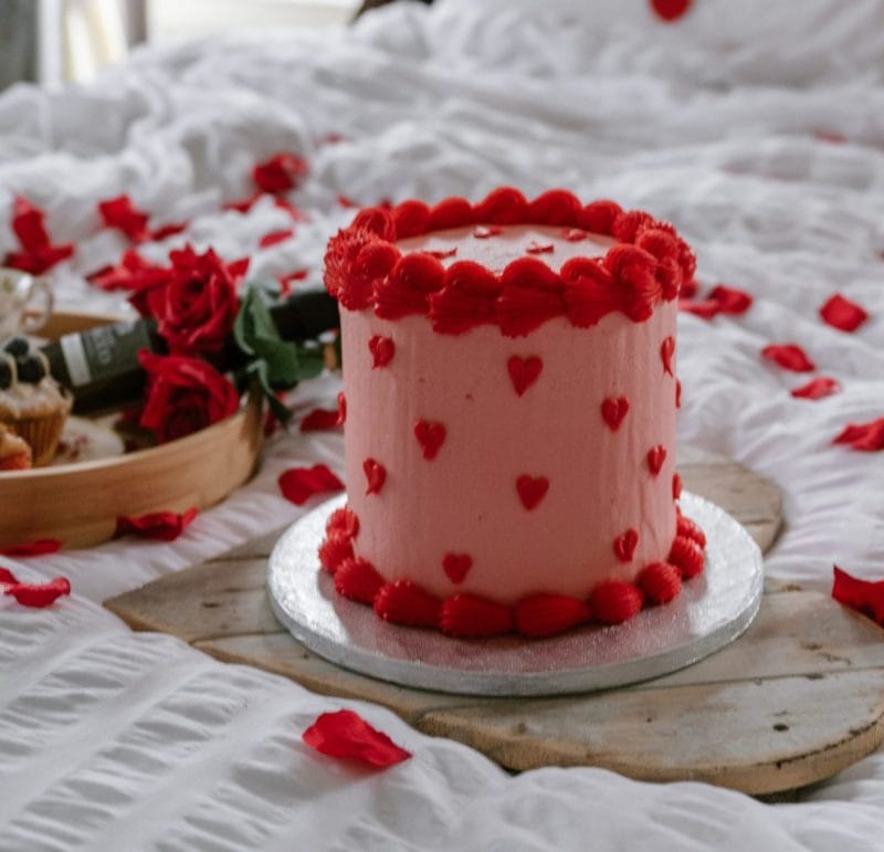 Valentines Cake - Image 3